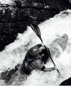 Ainsworth All Round AFT Kayak Paddle 210cm 11 Ainsworth All Round AFT Kayak Paddle 210cm -Camping Shop Store ainsworth paddles actionshot 43428.1576669554