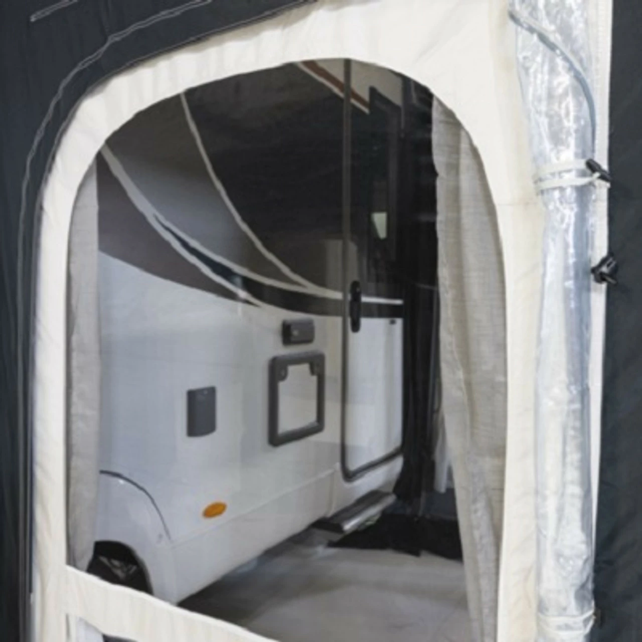 Dometic Rally Pro Poled Caravan Awning 5 Dometic Rally Pro Poled Caravan Awning - Image 3